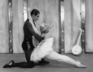 Serge Lifar e Alice Nikitina In Luna Park, or the freaks, di Balanchine, 1930