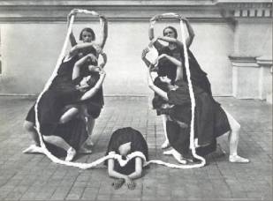 "Les Noces" di Nijinska - prove del I quadro, stagione 1923 Ballets russes